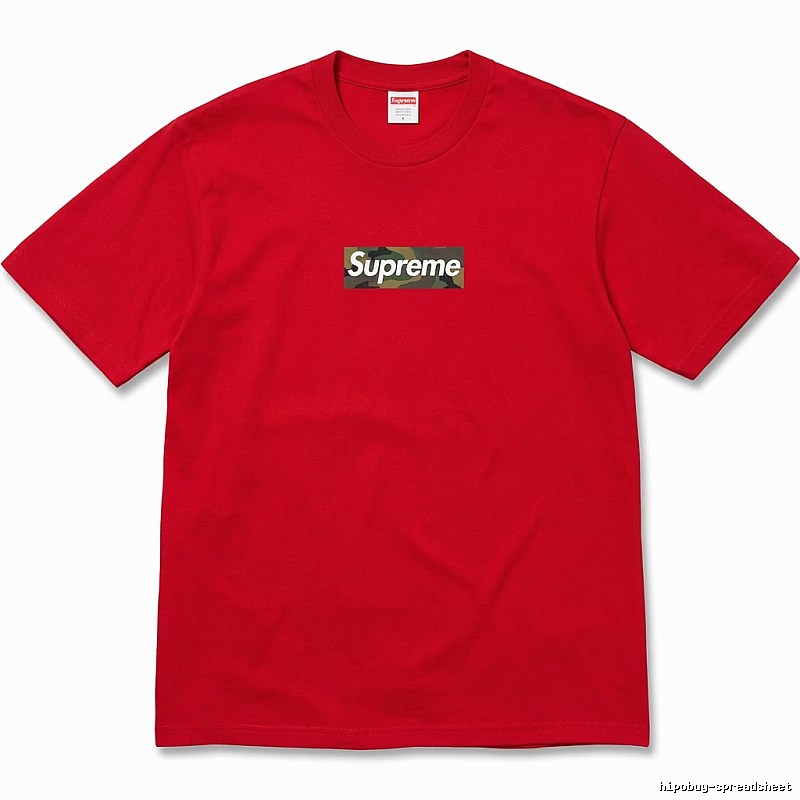 Supreme camouflage-style red T-shirt